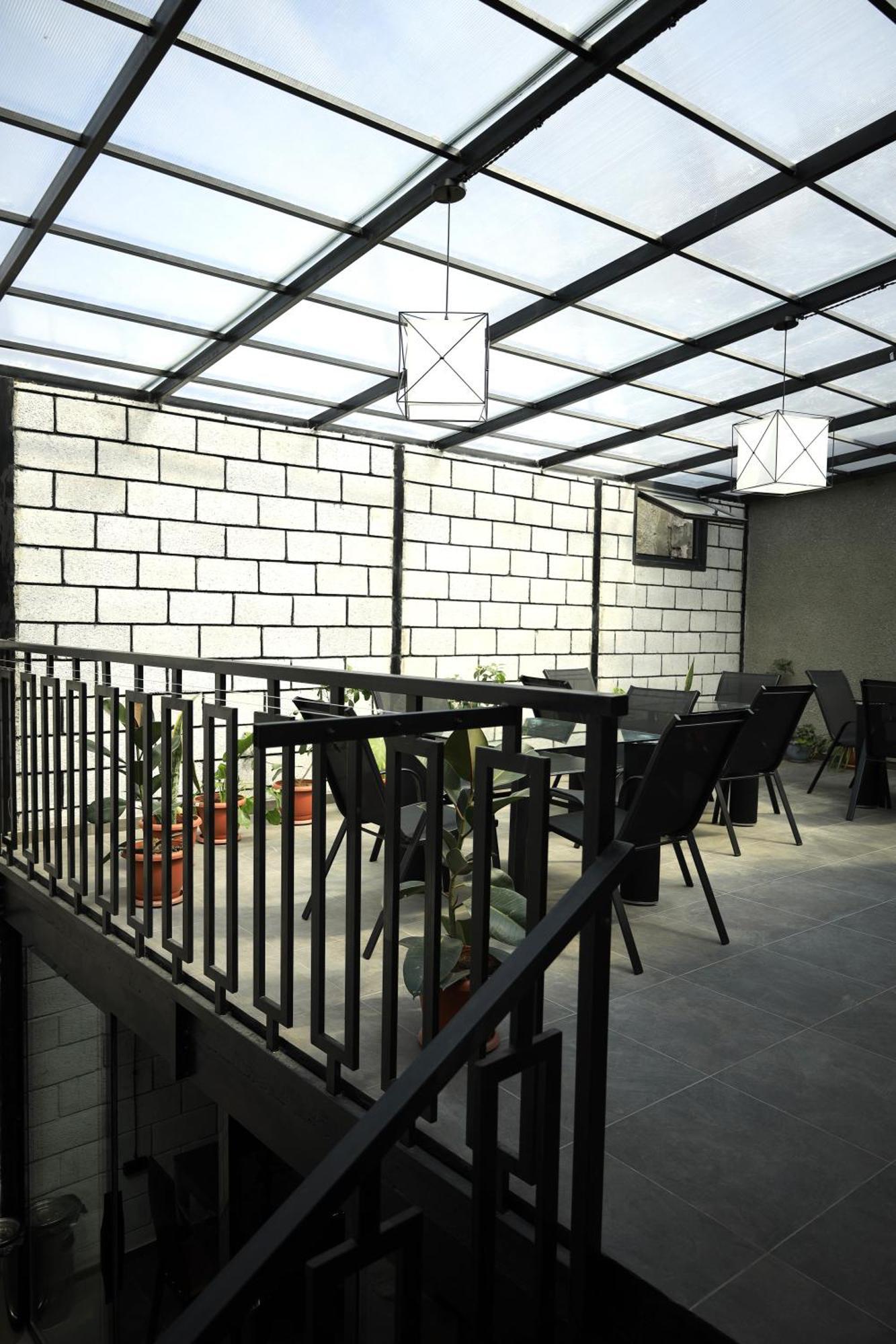 Tiroents Hotel Ґюмрі Екстер'єр фото